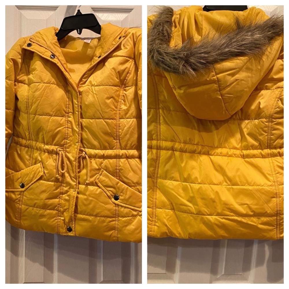 Arizona Jeans Co puff coat w/ fur lined hood